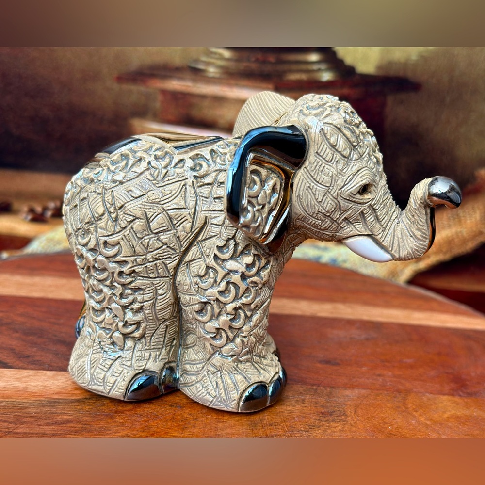 De Rosa Indian Elephant Figurine, ceramic, enamel, hand crafted